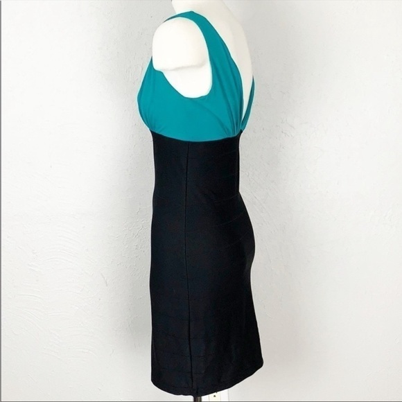 Tart Medium Turquoise and Black Bodycon Bandage Dress - Picture 2 of 5
